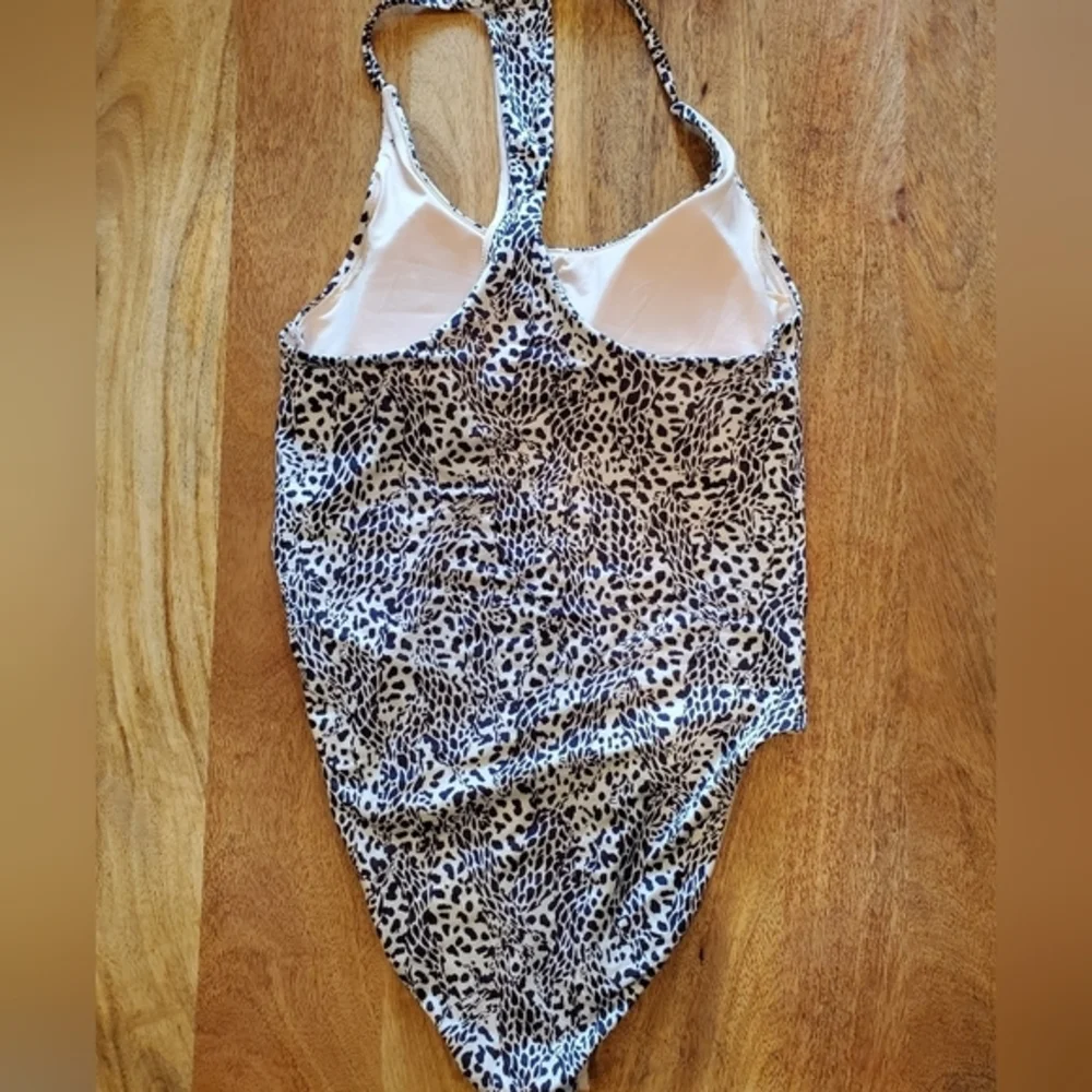 Cotton‎ on body animal print one piece bathing suit